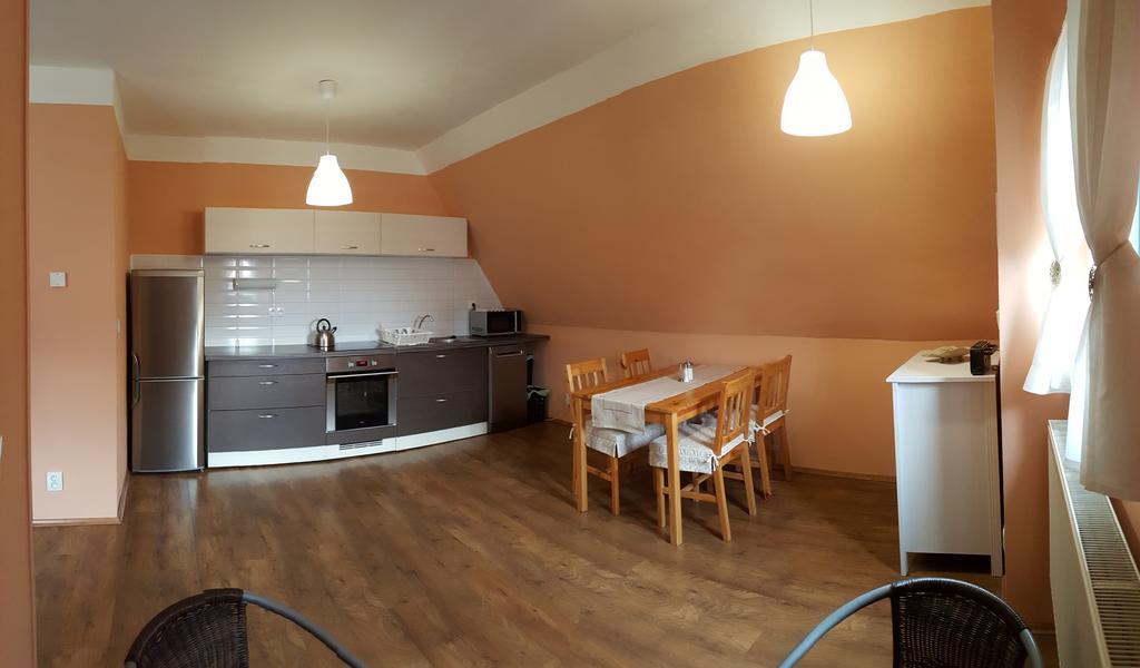 Apartment Jakubske Namesti Ceska Kamenice Exterior photo