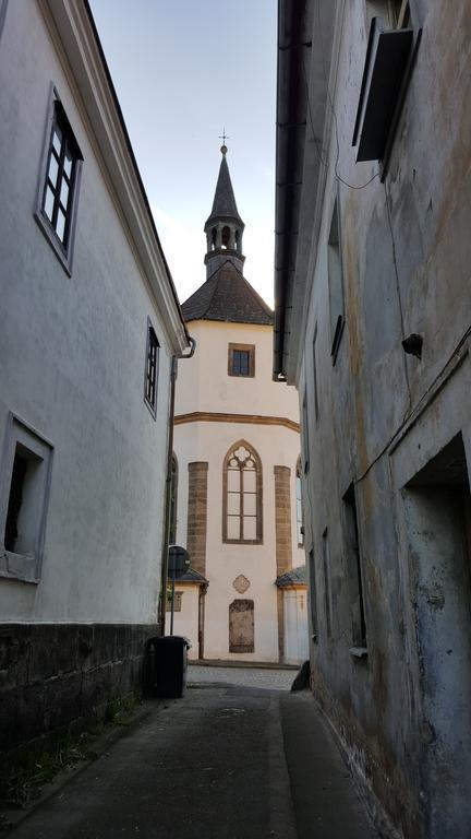 Apartment Jakubske Namesti Ceska Kamenice Exterior photo