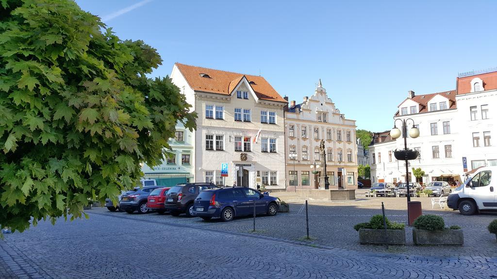 Apartment Jakubske Namesti Ceska Kamenice Exterior photo